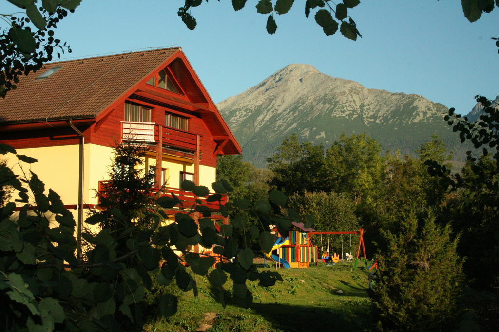Villa Gold Нова-Лесна Экстерьер фото